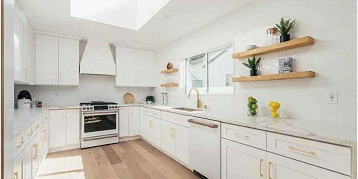 Stunning Off-White Kitchen Cabinets to Transform Your Space